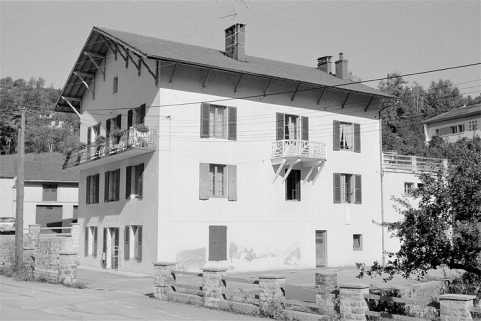 Logement d'ouvriers, de trois quarts droit. © Région Bourgogne-Franche-Comté, Inventaire du patrimoine