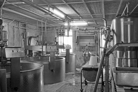 Intérieur de l'atelier de fabrication. © Région Bourgogne-Franche-Comté, Inventaire du patrimoine