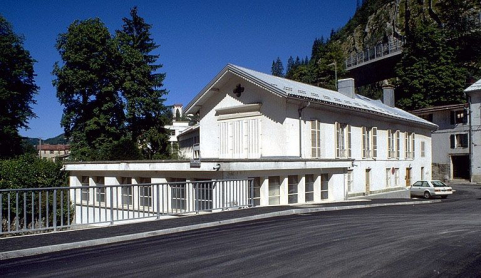 Bureaux, vus de trois quarts gauche. © Région Bourgogne-Franche-Comté, Inventaire du patrimoine Bureaux, vus de trois quarts gauche. © Région Bourgogne-Franche-Comté, Inventaire du patrimoine