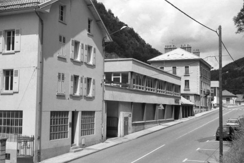 Avenue Charles de Gaulle : vue d'ensemble. © Région Bourgogne-Franche-Comté, Inventaire du patrimoine Avenue Charles de Gaulle : vue d'ensemble. © Région Bourgogne-Franche-Comté, Inventaire du patrimoine