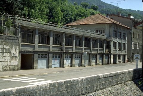 Atelier sur rue. © Région Bourgogne-Franche-Comté, Inventaire du patrimoine Atelier sur rue. © Région Bourgogne-Franche-Comté, Inventaire du patrimoine