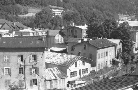 Façade latérale droite de l'atelier de fabrication et ancienne fonderie, sur la Bienne. © Région Bourgogne-Franche-Comté, Inventaire du patrimoine