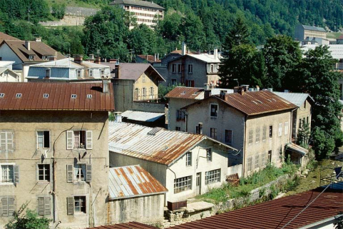 Façade latérale droite de l'atelier de fabrication et ancienne fonderie, sur la Bienne. © Région Bourgogne-Franche-Comté, Inventaire du patrimoine
