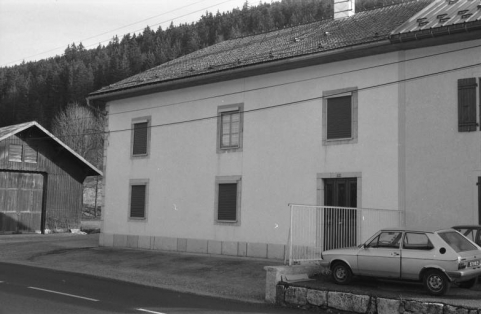 Logement patronal. © Région Bourgogne-Franche-Comté, Inventaire du patrimoine Logement patronal. © Région Bourgogne-Franche-Comté, Inventaire du patrimoine