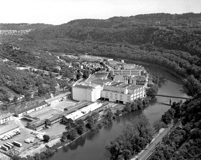 Vue d'ensemble des usines B et A depuis l'ouest. © Région Bourgogne-Franche-Comté, Inventaire du patrimoine