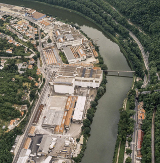 Vue aérienne du site depuis le nord-ouest. © Région Bourgogne-Franche-Comté, Inventaire du patrimoine