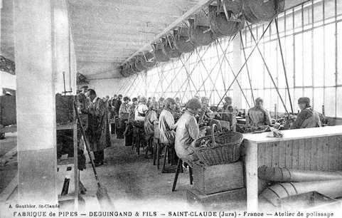 Fabrique de pipes - Deguingand & Fils - Saint-Claude (Jura) - France - Atelier de polissage. © Région Bourgogne-Franche-Comté, Inventaire du patrimoine
