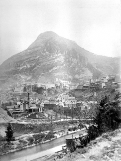 St Claude [vue d'ensemble de la ville depuis Saint-Blaise en 1910]. © Région Bourgogne-Franche-Comté, Inventaire du patrimoine