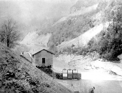 Turbine House & Dam [Bâtiment d'eau et barrage en 1910]. © Région Bourgogne-Franche-Comté, Inventaire du patrimoine