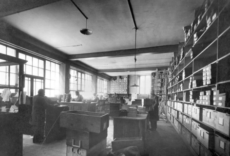 Stockage des têtes, en 1926. © Région Bourgogne-Franche-Comté, Inventaire du patrimoine