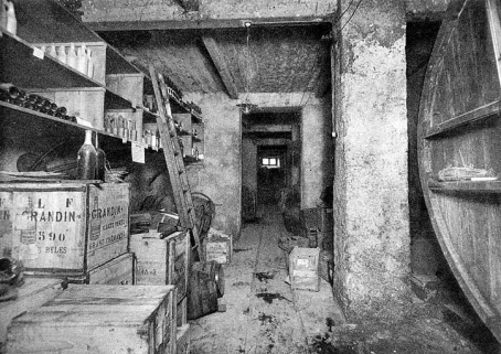 La Fraternelle, Société coopérative d'alimentation - Un des locaux de la cave de gros, début des années 1920. © Région Bourgogne-Franche-Comté, Inventaire du patrimoine