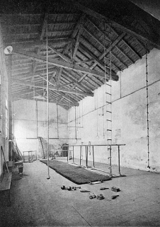 La Fraternelle, Maison du peuple - Salle de gymnastique, début des années 1920. © Région Bourgogne-Franche-Comté, Inventaire du patrimoine