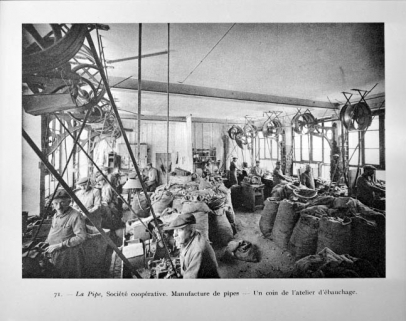 La Pipe, Société coopérative. Manufacture de pipes - Un coin de l'atelier d'ébauchage, s.d. [vers 1922]. © Région Bourgogne-Franche-Comté, Inventaire du patrimoine