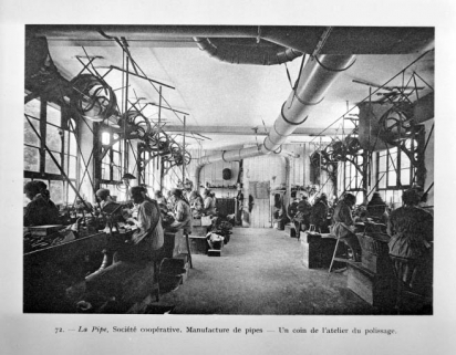 La Pipe, Société coopérative. Manufacture de pipes - Un coin de l'atelier du polissage, s.d. [vers 1922]. © Région Bourgogne-Franche-Comté, Inventaire du patrimoine