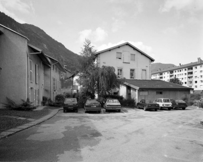 Façade postérieure des logements d'ouvriers et façade latérale droite de l'usine. © Région Bourgogne-Franche-Comté, Inventaire du patrimoine