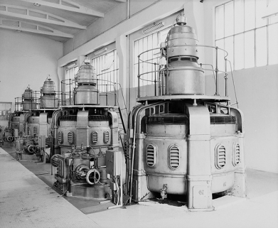 Vue d'ensemble des alternateurs. © Région Bourgogne-Franche-Comté, Inventaire du patrimoine