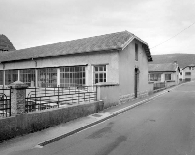 Vue d'ensemble des façades sur la rue Auguste Lançon. © Région Bourgogne-Franche-Comté, Inventaire du patrimoine