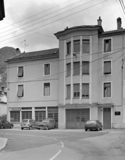 Extrémité nord de la façade antérieure. © Région Bourgogne-Franche-Comté, Inventaire du patrimoine