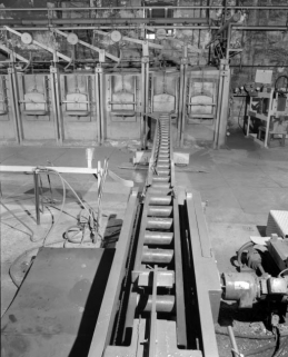 Four et transporteur à rouleaux. © Région Bourgogne-Franche-Comté, Inventaire du patrimoine