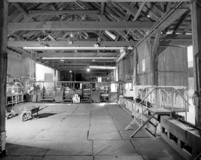 Intérieur de l'aile est depuis la centrale électrique. © Région Bourgogne-Franche-Comté, Inventaire du patrimoine