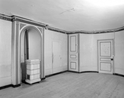 Intérieur de l'habitation : salle à manger, mur nord. © Région Bourgogne-Franche-Comté, Inventaire du patrimoine