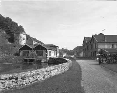 Vue d'ensemble depuis le sud en 1992. © Région Bourgogne-Franche-Comté, Inventaire du patrimoine