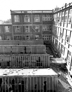 Bâtiment (2a) et sheds du bâtiment (3). © Région Bourgogne-Franche-Comté, Inventaire du patrimoine