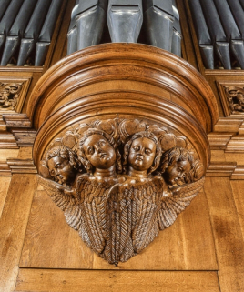 Culot de la tourelle centrale vu de face après restauration. © Région Bourgogne-Franche-Comté, Inventaire du patrimoine