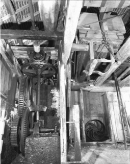 Vue d'un soufflet et du mécanisme. © Région Bourgogne-Franche-Comté, Inventaire du patrimoine