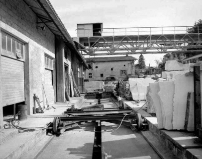Chariot desservant l'atelier de fabrication. © Région Bourgogne-Franche-Comté, Inventaire du patrimoine