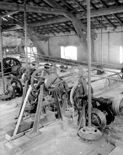 Système de descente à vis : détail. © Région Bourgogne-Franche-Comté, Inventaire du patrimoine