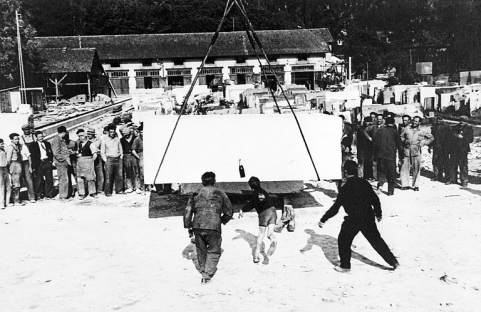 Inauguration : baptême du portique roulant. © Région Bourgogne-Franche-Comté, Inventaire du patrimoine