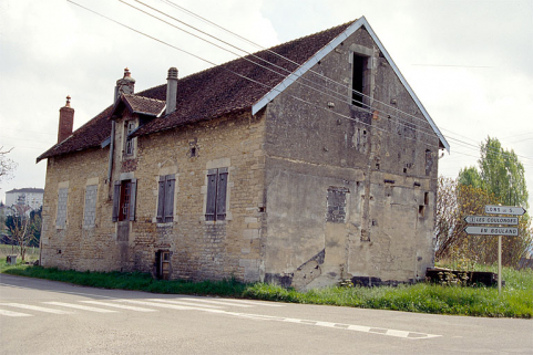 Bâtiment d'une turbine. © Région Bourgogne-Franche-Comté, Inventaire du patrimoine Bâtiment d'une turbine. © Région Bourgogne-Franche-Comté, Inventaire du patrimoine