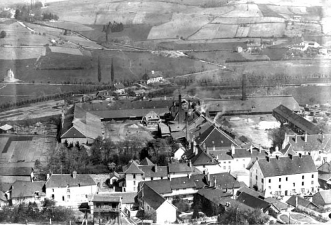 [Vue aérienne des salines]. © Région Bourgogne-Franche-Comté, Inventaire du patrimoine