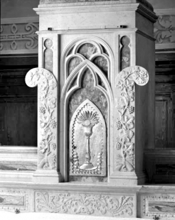 Détail : le tabernacle du maître-autel. © Région Bourgogne-Franche-Comté, Inventaire du patrimoine