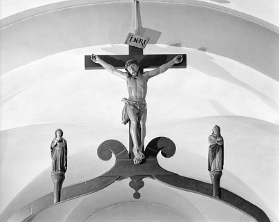 Le Christ en croix, la Vierge et saint Jean l'évangéliste. © Région Bourgogne-Franche-Comté, Inventaire du patrimoine