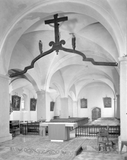 Elévation intérieure sud de la nef, vue depuis le choeur. © Région Bourgogne-Franche-Comté, Inventaire du patrimoine Elévation intérieure sud de la nef, vue depuis le choeur. © Région Bourgogne-Franche-Comté, Inventaire du patrimoine