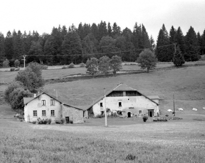 Vue générale de la ferme de la Muras. © Région Bourgogne-Franche-Comté, Inventaire du patrimoine