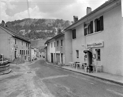 La rue principale. © Région Bourgogne-Franche-Comté, Inventaire du patrimoine
