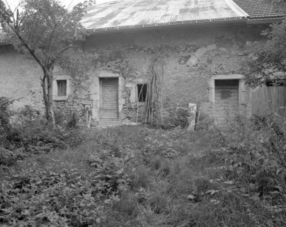 Façade nord-ouest, arrière de la partie utilisée comme ferme. © Région Bourgogne-Franche-Comté, Inventaire du patrimoine