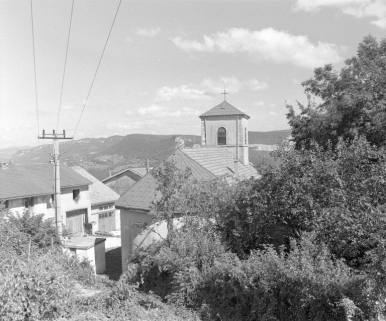 Extérieur : l'abside vue depuis le nord-est. © Région Bourgogne-Franche-Comté, Inventaire du patrimoine Extérieur : l'abside vue depuis le nord-est. © Région Bourgogne-Franche-Comté, Inventaire du patrimoine