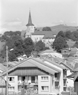 Vue de situation depuis le sud-ouest. © Région Bourgogne-Franche-Comté, Inventaire du patrimoine