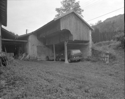 Vue de la remise qui jouxte la ferme. © Région Bourgogne-Franche-Comté, Inventaire du patrimoine