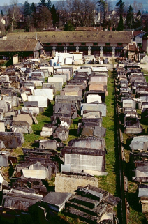 Vue d'ensemble : aire des matières premières et ateliers de fabrication. © Région Bourgogne-Franche-Comté, Inventaire du patrimoine
