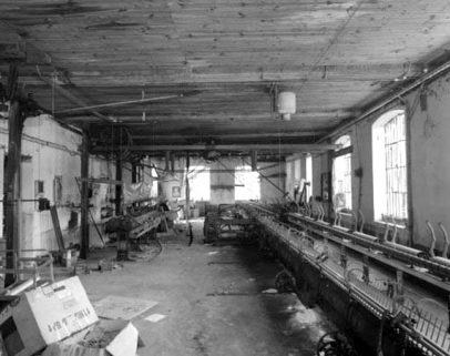 Intérieur de l'atelier de filature (rez-de-chaussée du bâtiment N, O). © Région Bourgogne-Franche-Comté, Inventaire du patrimoine