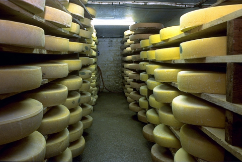 Intérieur de la pièce d'affinage. © Région Bourgogne-Franche-Comté, Inventaire du patrimoine