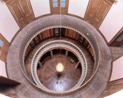 Intérieur : vue de la rotonde en plongée. © Région Bourgogne-Franche-Comté, Inventaire du patrimoine