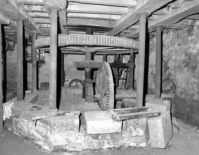 Beffroi de moulin. © Région Bourgogne-Franche-Comté, Inventaire du patrimoine