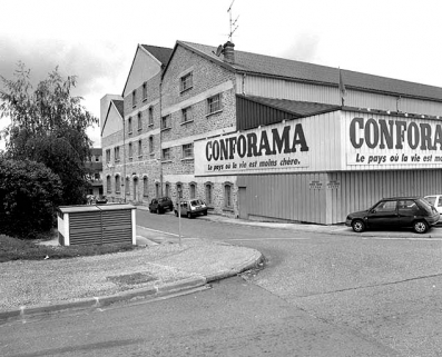 Murs-pignons de l'atelier de fabrication. © Région Bourgogne-Franche-Comté, Inventaire du patrimoine Murs-pignons de l'atelier de fabrication. © Région Bourgogne-Franche-Comté, Inventaire du patrimoine