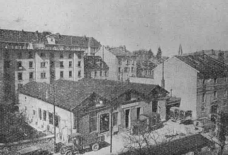 Caves d'affinage et magasins d'expédition rue des Quarts, à Lons-le-Saunier, milieu des années 1920. © Région Bourgogne-Franche-Comté, Inventaire du patrimoine